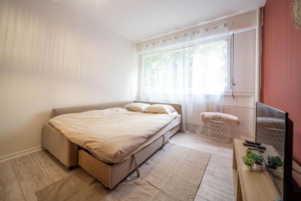 L'Escale Mauricienne Apartment Шалон-сюр-Сон Екстериор снимка